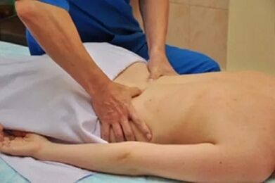 torasik osteokondrozu tedavi etme yöntemi olarak masaj